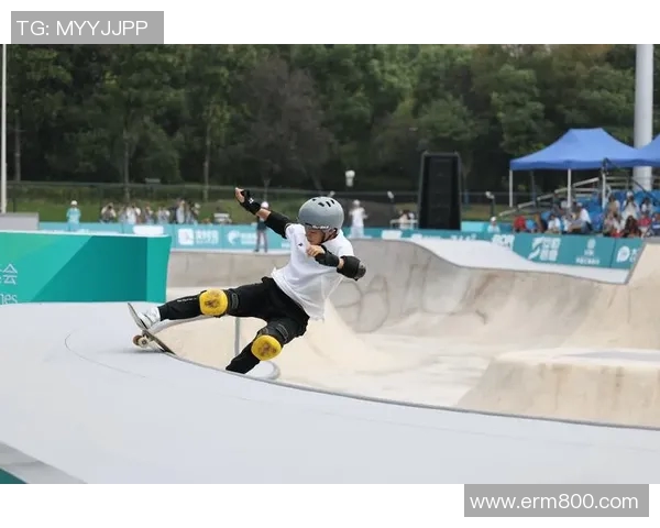 李军分享滑板技巧与心得体会助你快速提升滑板水平